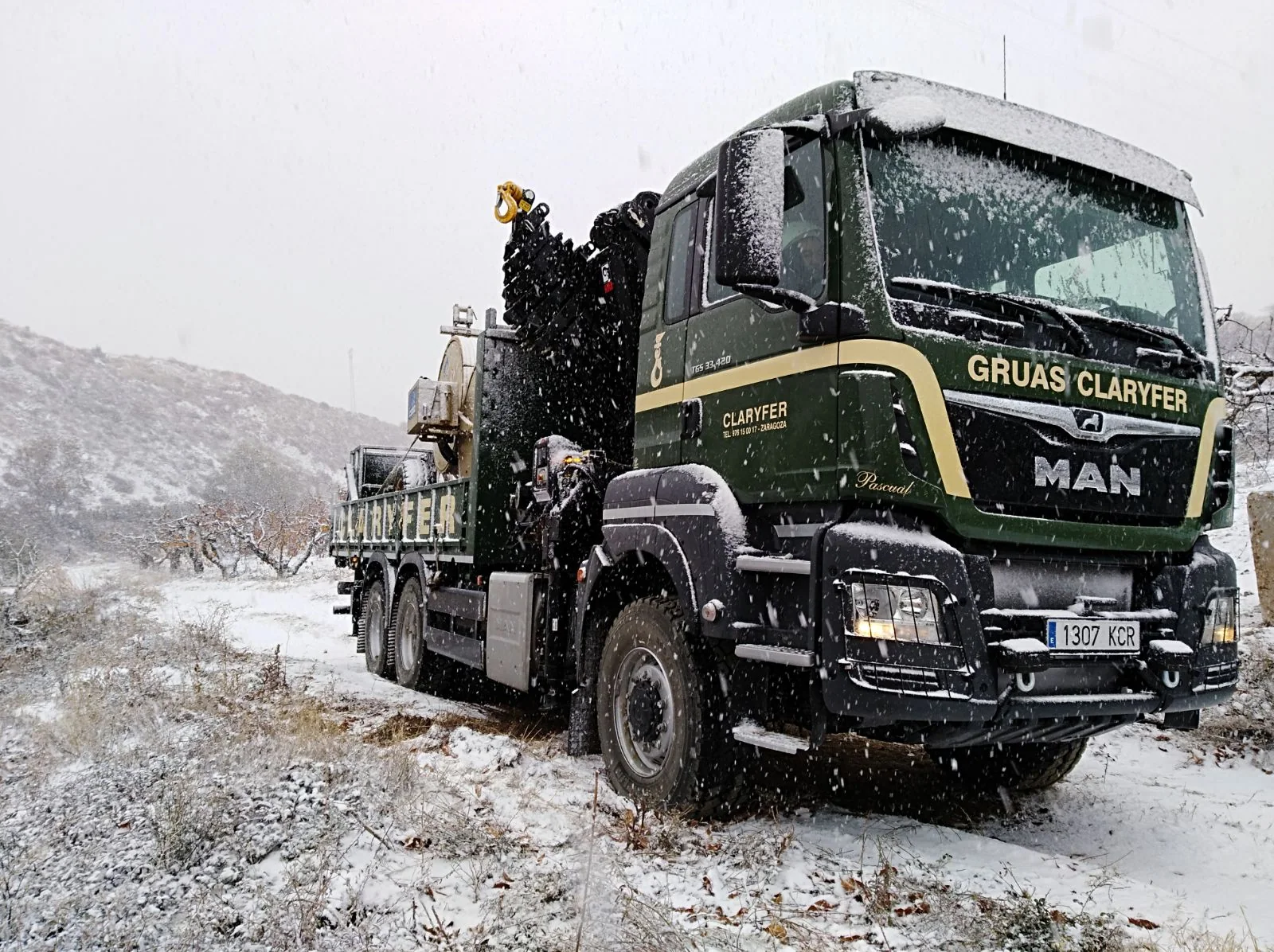 CAMIÓN GRÚA MAN 6×6 CON GRÚA HIAB 477 de Grúas Claryfer