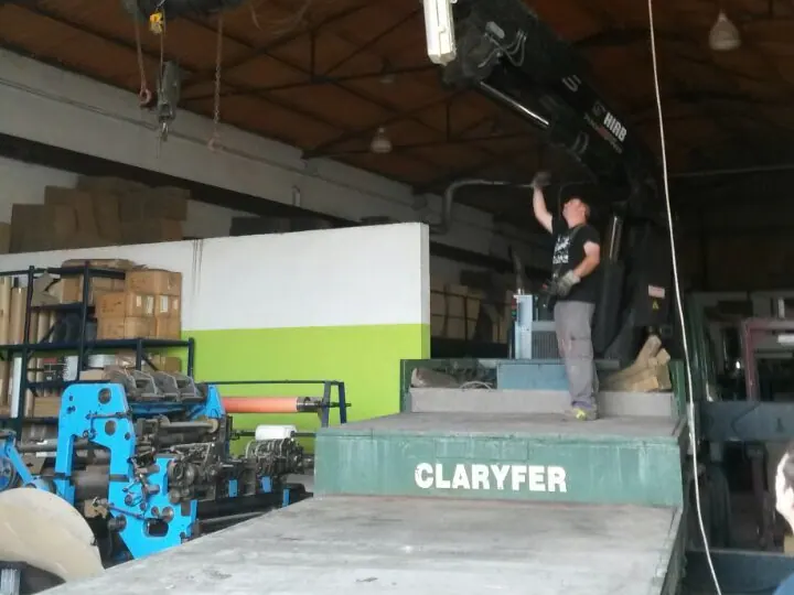 Trabajo real 136 de Grúas Claryfer