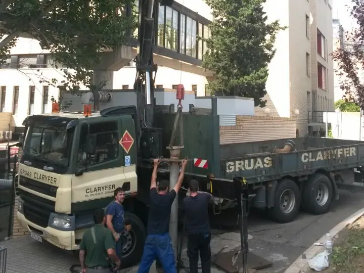 Trabajo real 133 de Grúas Claryfer