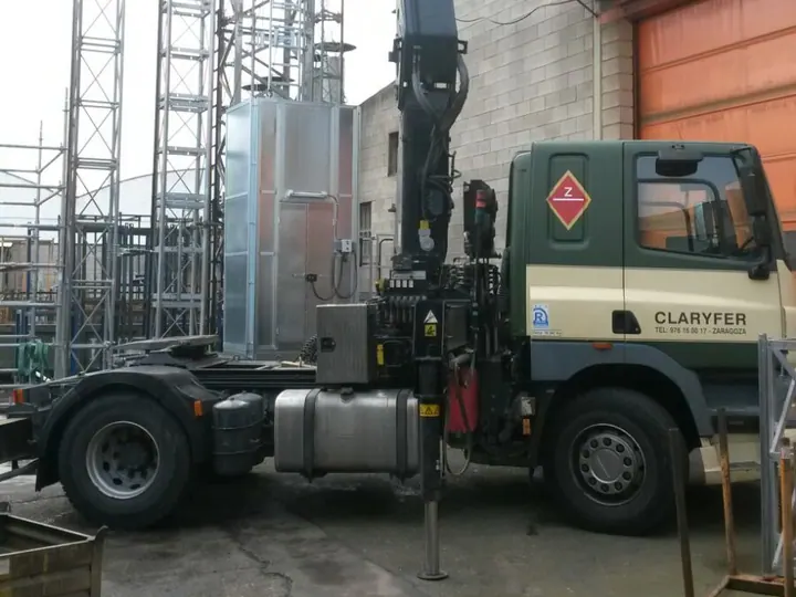 Trabajo real 122 de Grúas Claryfer