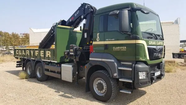Trabajo real 96 de Grúas Claryfer
