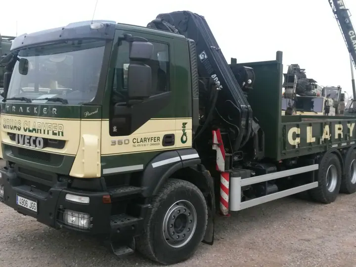Trabajo real 75 de Grúas Claryfer
