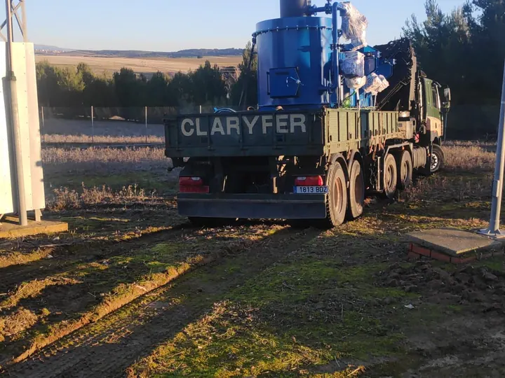 Trabajo real 59 de Grúas Claryfer